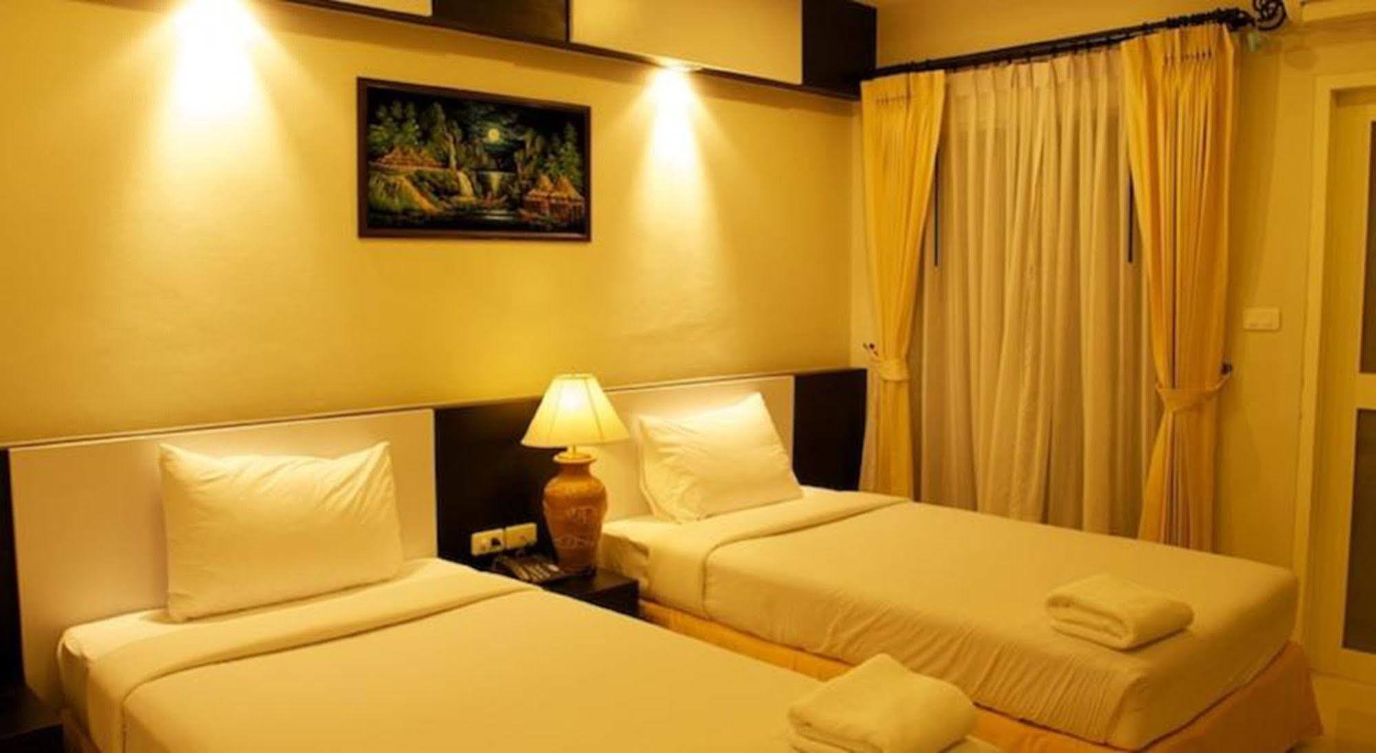 Hotel Airport Mansion Phuket Ban Bo Han Exterior foto